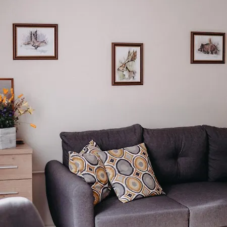 펜션 Pod Jeleniem 밀리치