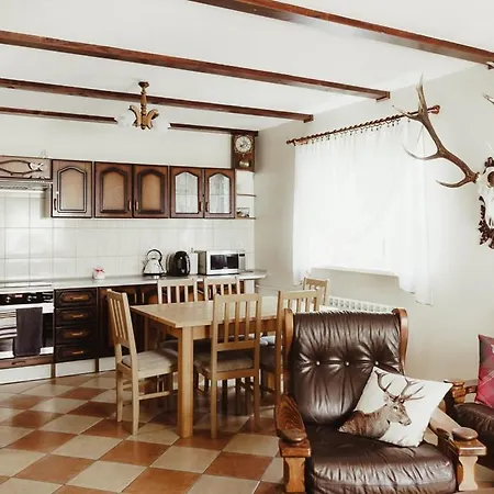 펜션 Pod Jeleniem 밀리치